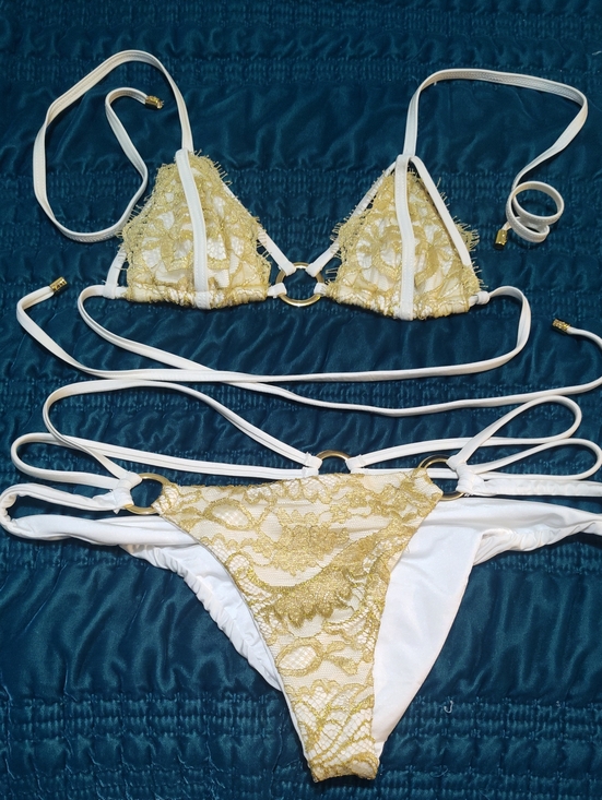 Beach Bunny Other - Beach Bunny White & Gold Lace Strappy Bikini